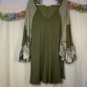 Patchwork Tunic Top Mini Dress Boho Chic Bell Sleeve V-Neck Green Hippie NWT